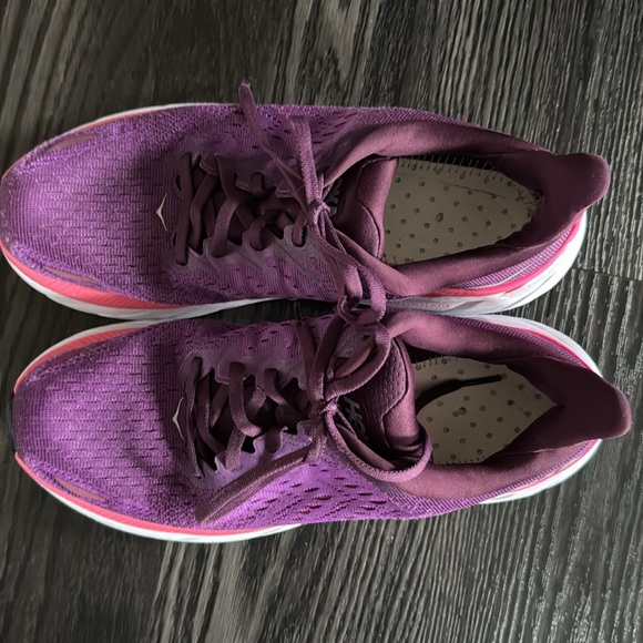 ๐ Hoka One One Womens Clifton 8 1119394 GWBY Purple Running Shoes Sneakers 10B๐ - Picture 2 of 5